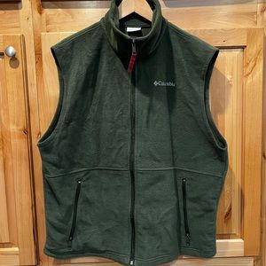Mens Size Large Green Columbia Fleece Vest